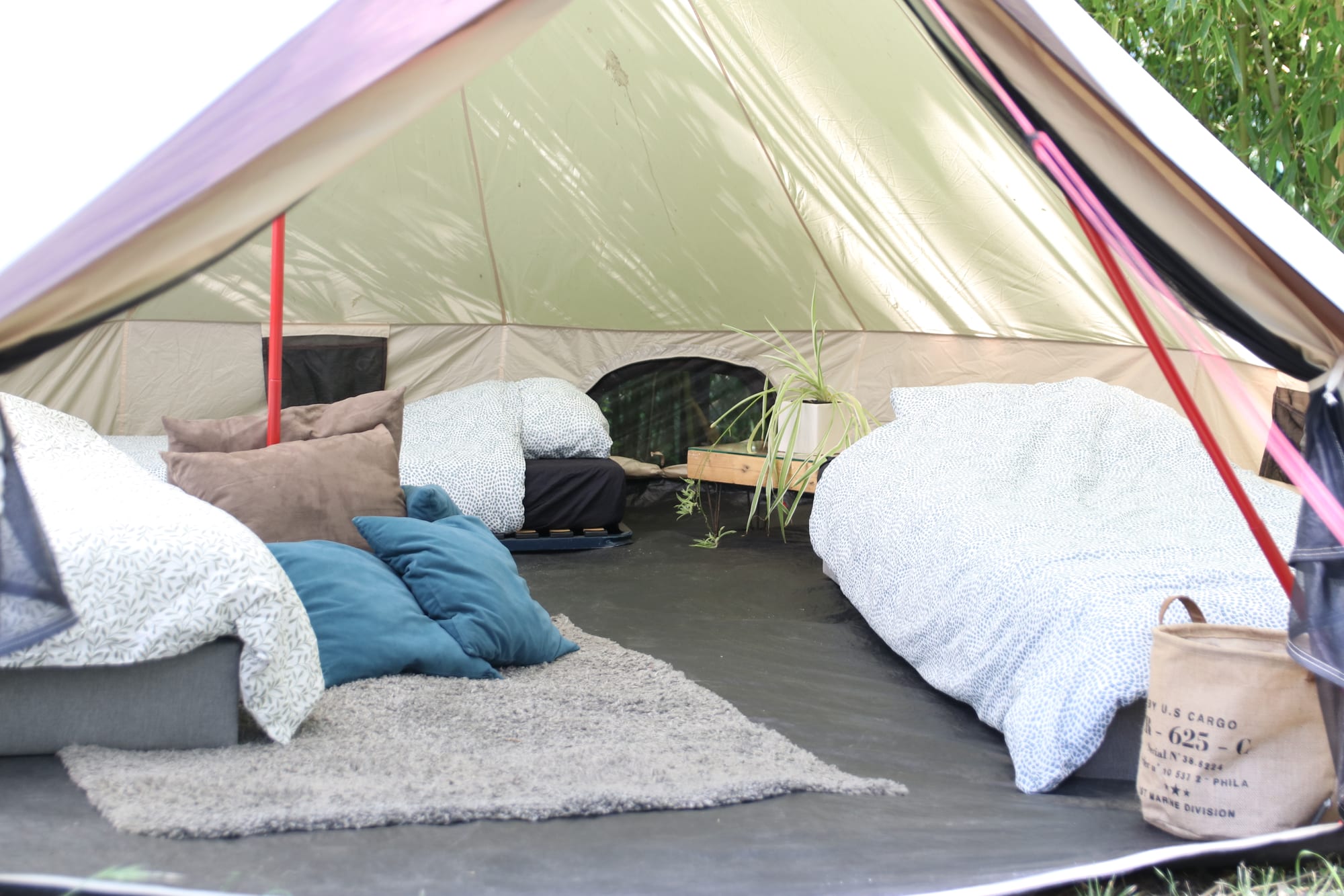 Tipis lanternes